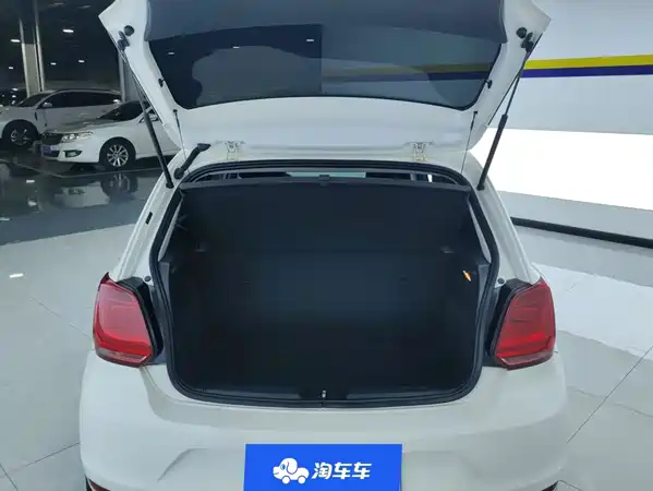 Volkswagen Polo 2016