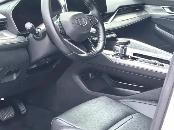Geely Xingrui 2021