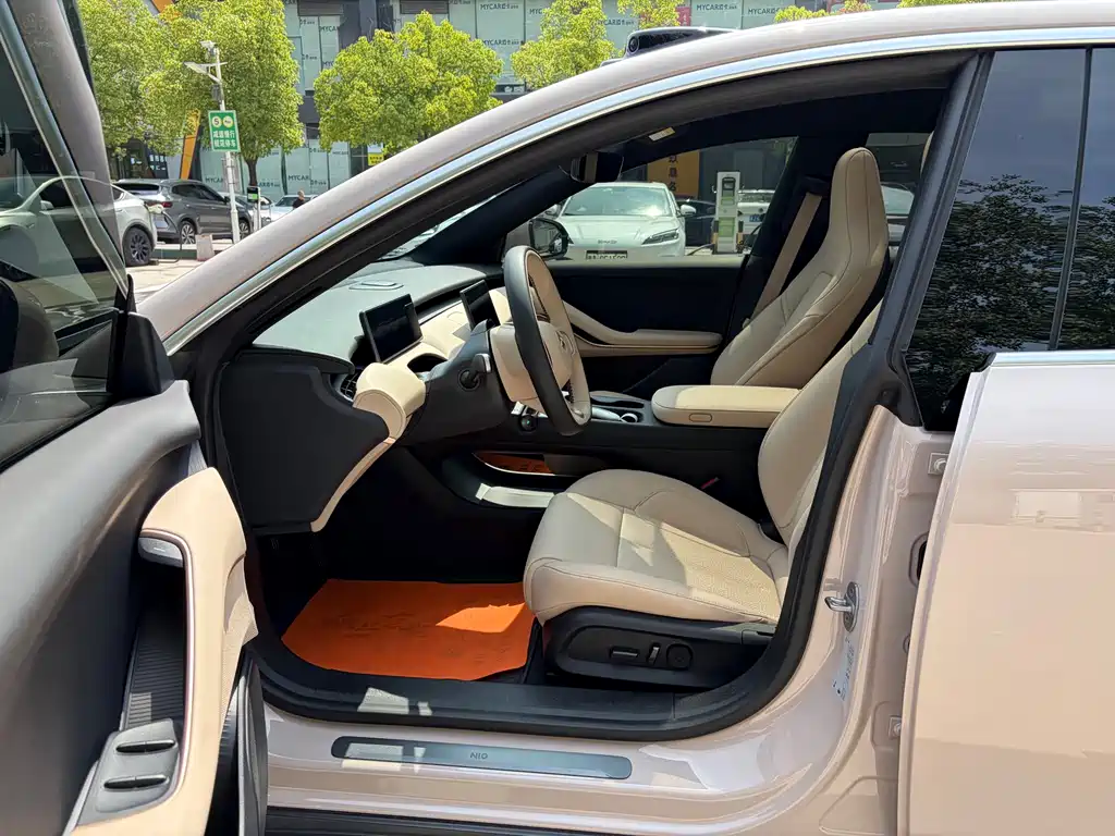 NIO ET5T 2023