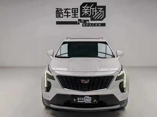Cadillac XT4 2021