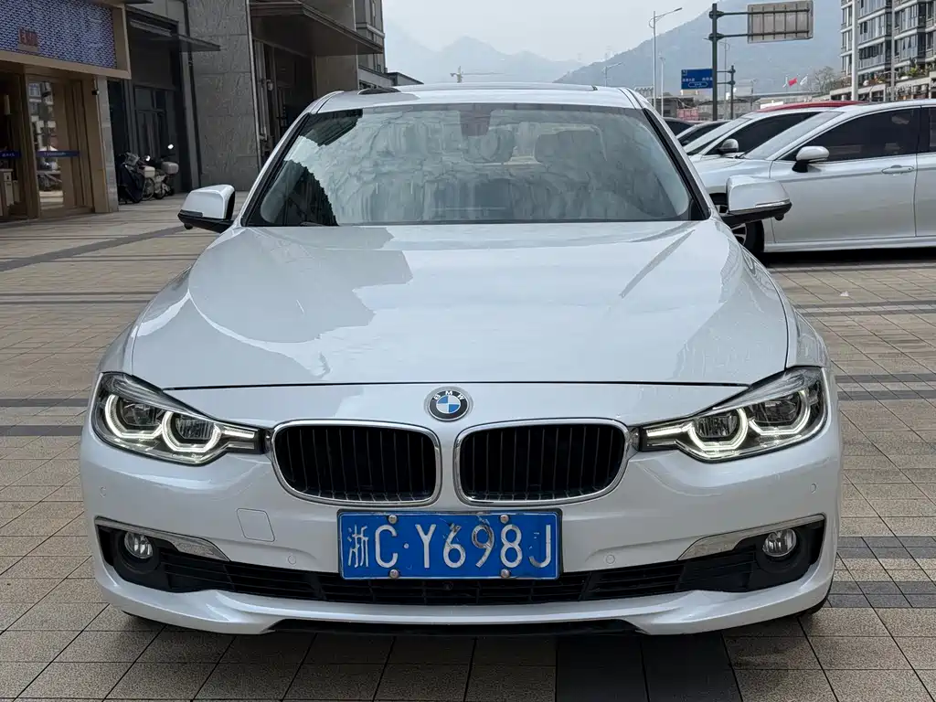 BMW 3 Series 2019