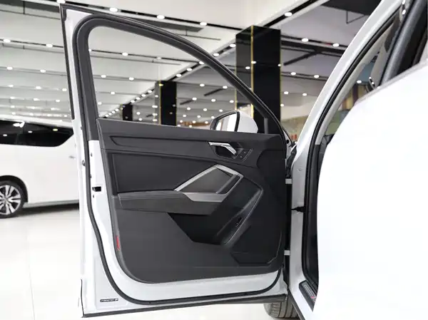 Audi Q3 2023