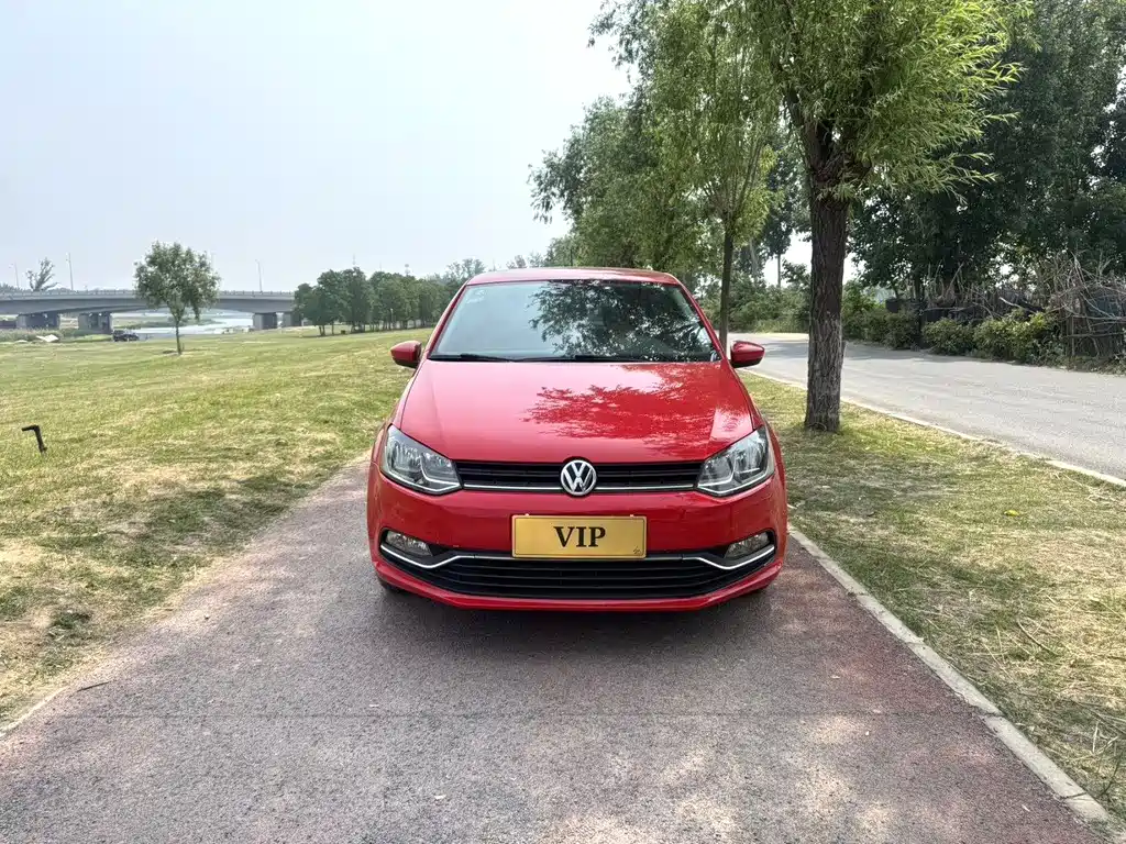 Volkswagen Polo 2015