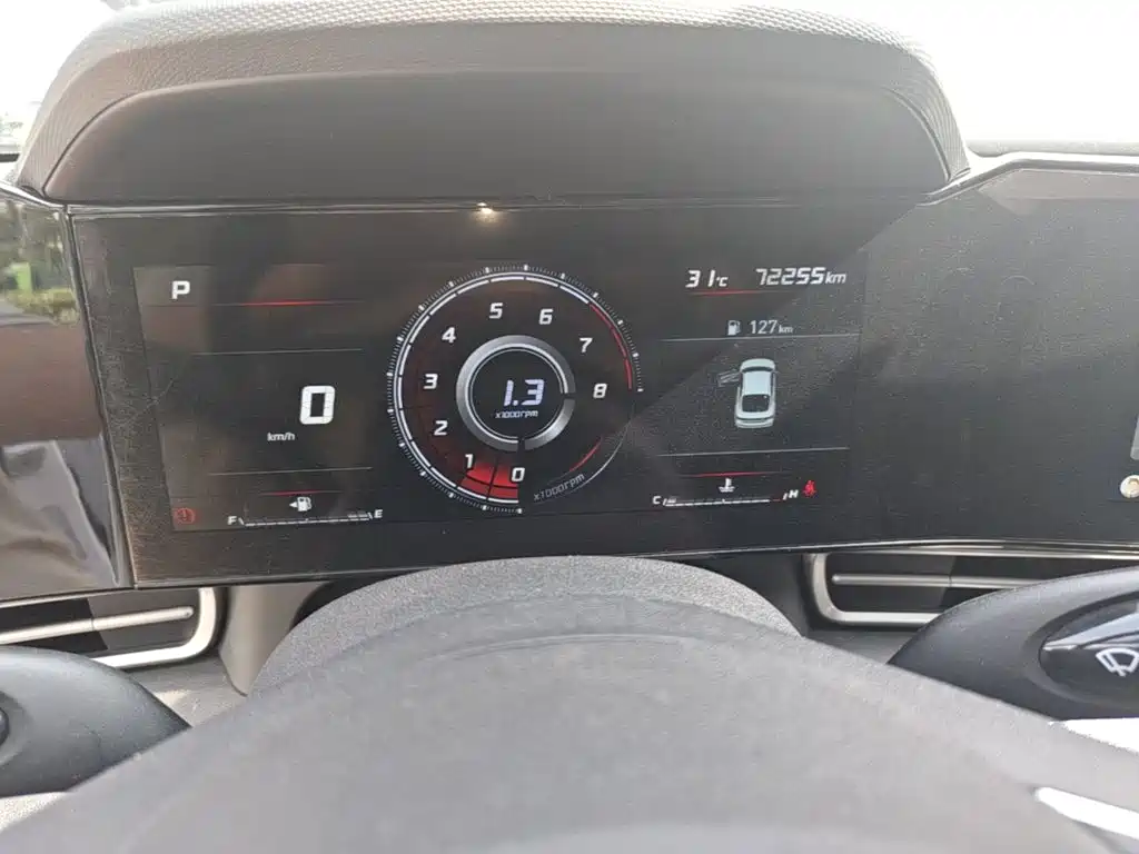Hyundai Elantra 2021 — фото 12