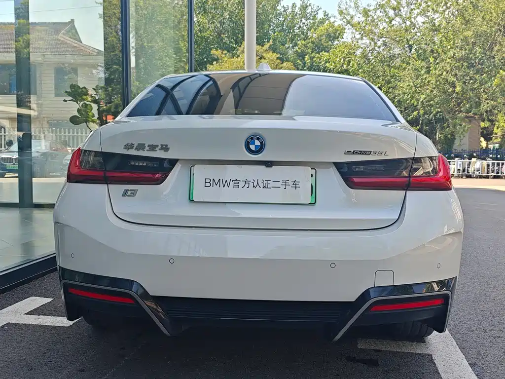 BMW i3 2022 — фото 10