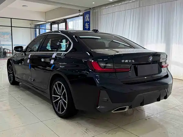 BMW 3 Series 2023