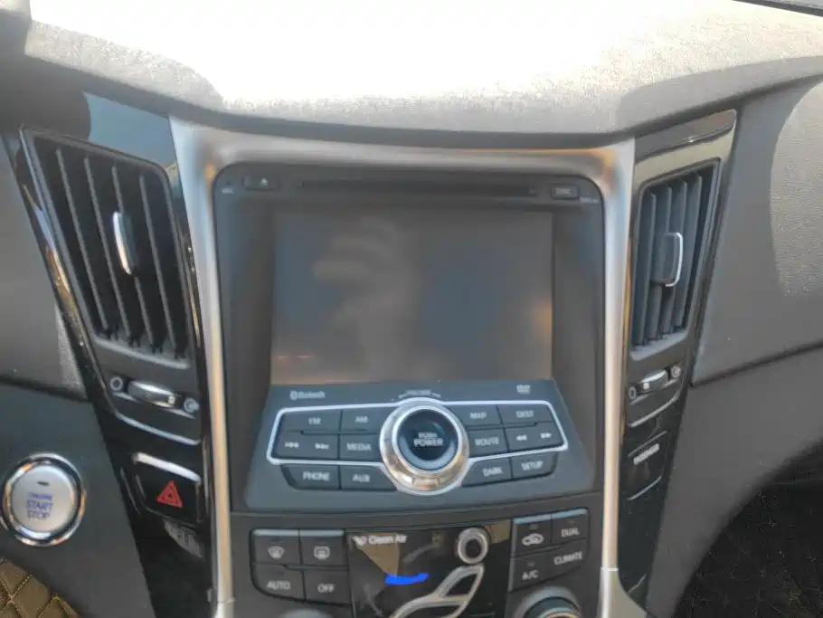 Hyundai Sonata 2015 — фото 13