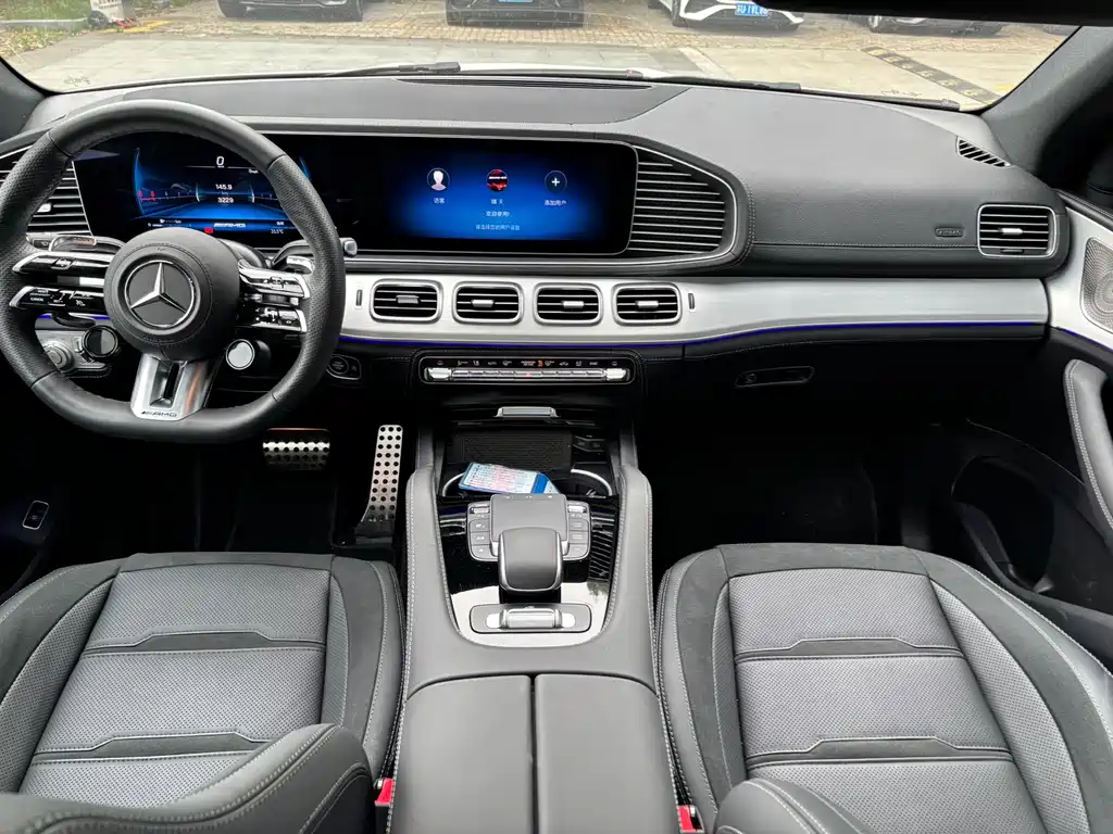 Mercedes-Benz GLE Coupe AMG 2025 — фото 8