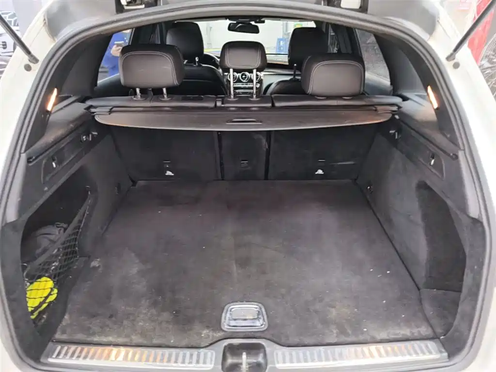 Mercedes-Benz GLC 2018 — фото 19