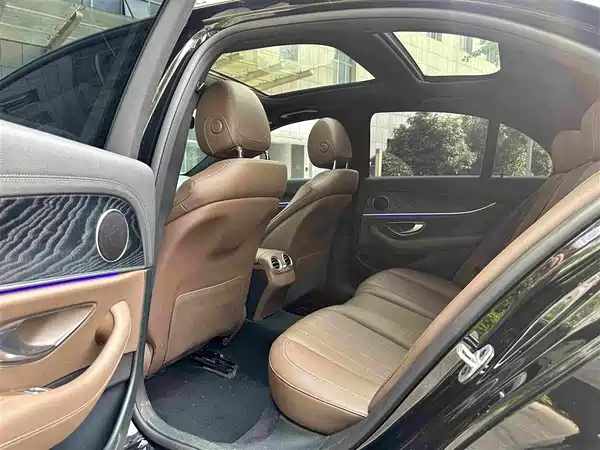 Mercedes-Benz E-Class 2021