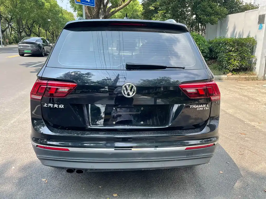 Volkswagen Tiguan L 2017 — фото 7