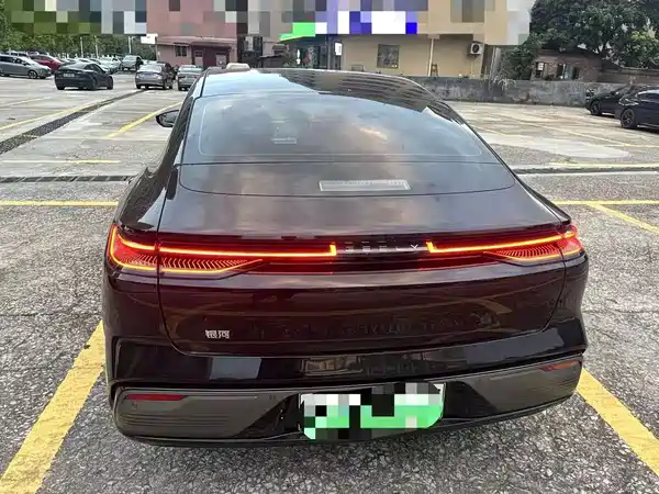 Geely Galaxy Starshine 8 2025