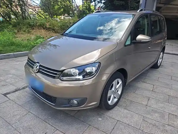 Volkswagen Touran 2016