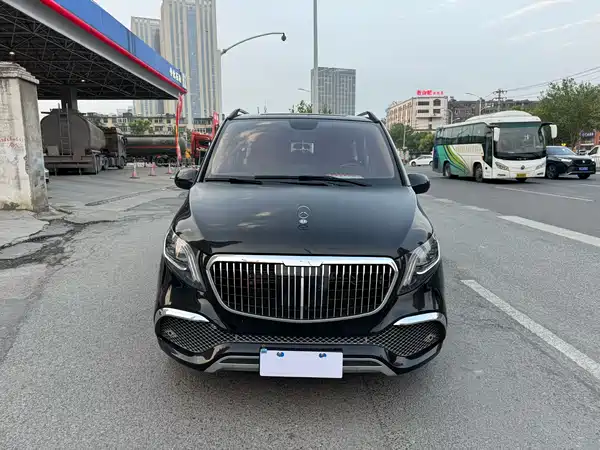Mercedes-Benz Vito 2023