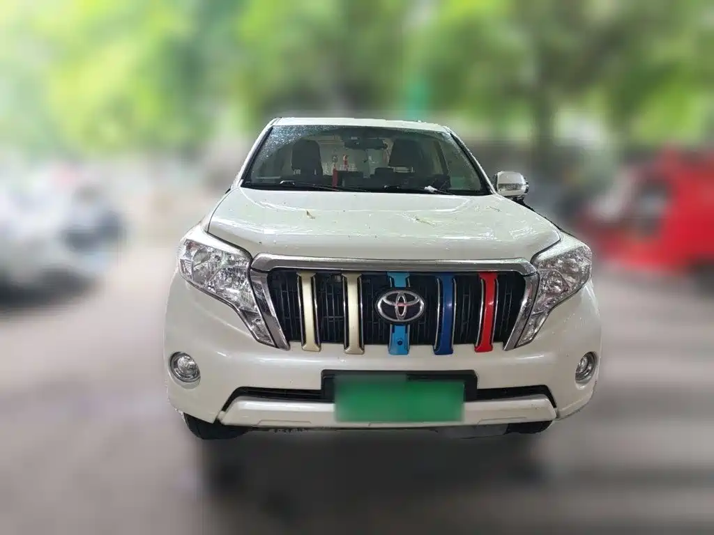 Toyota Prado 2014 — фото 24