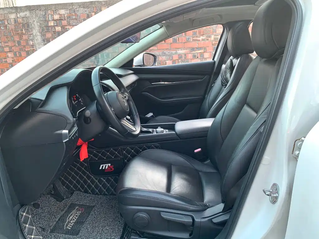 Mazda 3 Axela 2019