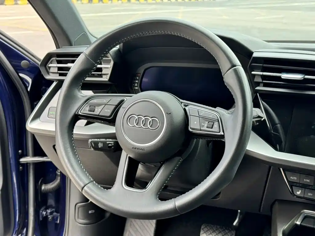 Audi A3 2022 — фото 17