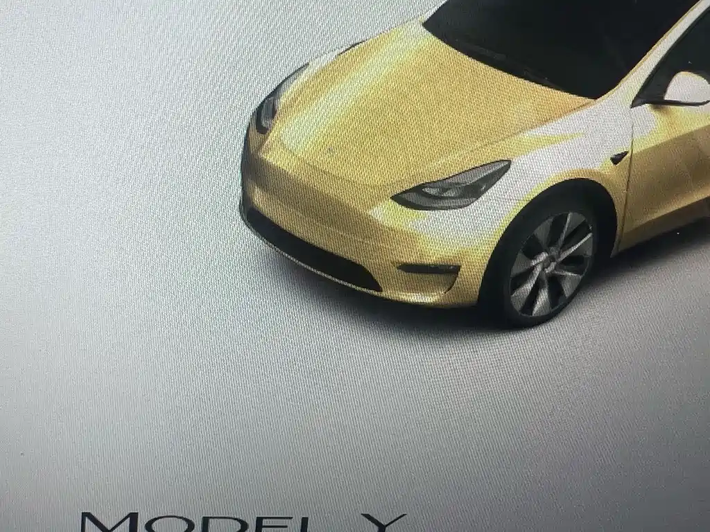 Tesla Model Y 2022 — фото 13