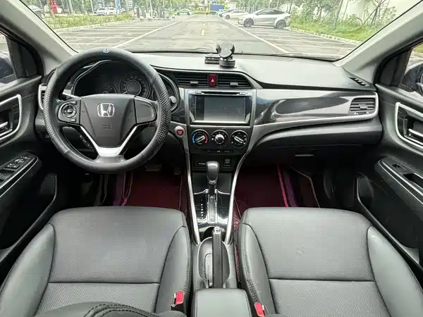 Honda Crider 2013