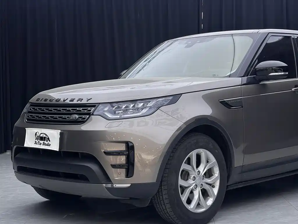 Land Rover Discovery 2018 — фото 2