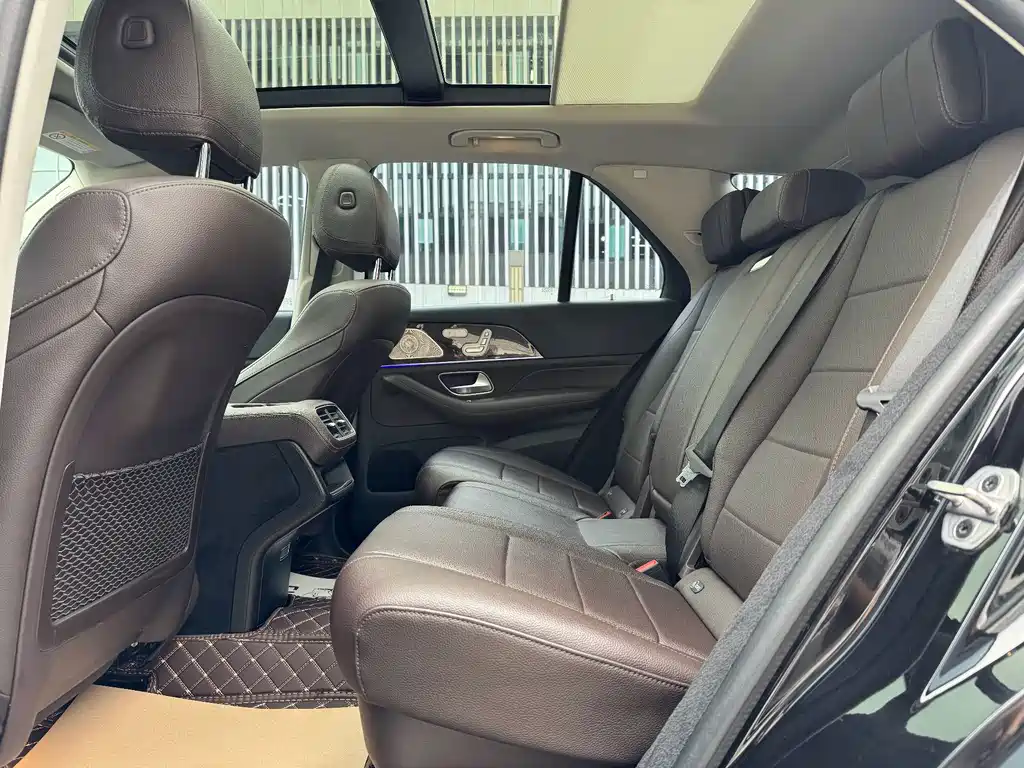 Mercedes-Benz GLE 2019 — фото 13