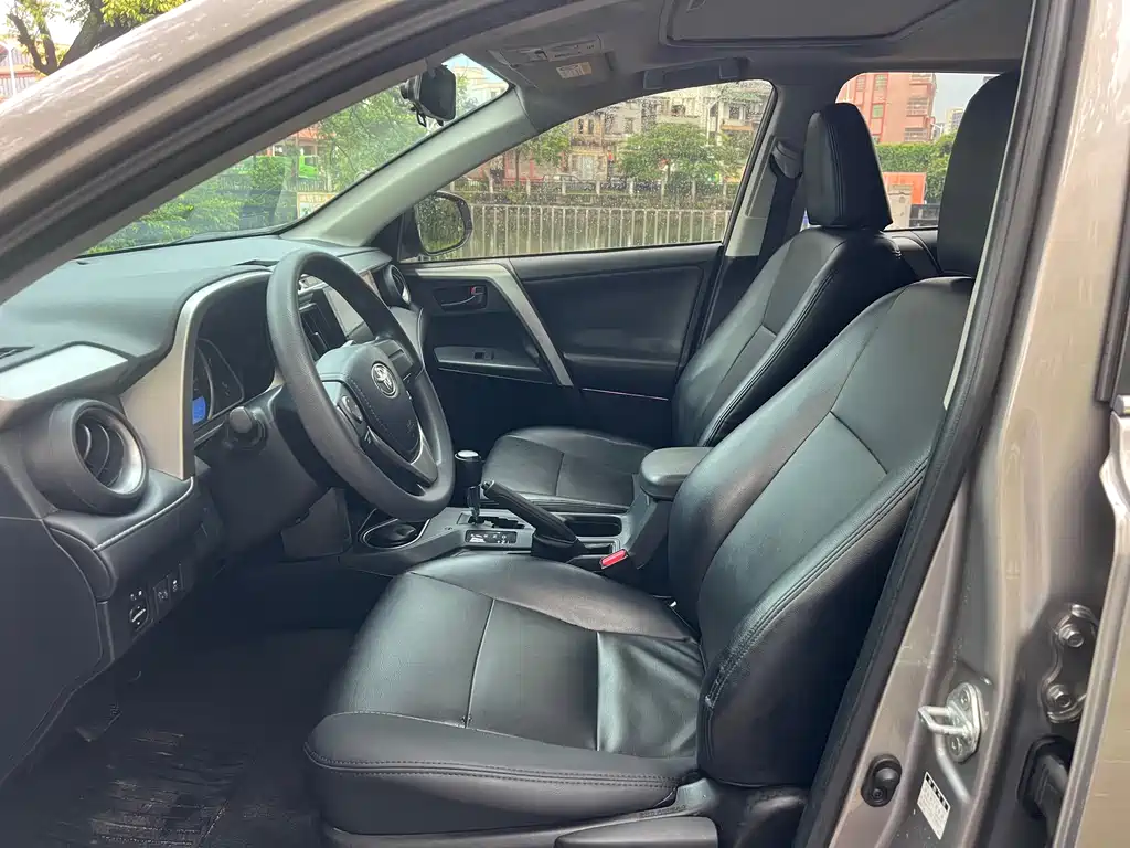 Toyota RAV4 2019