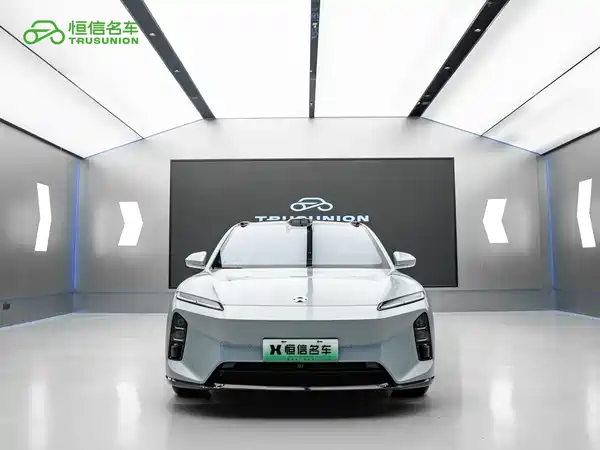 NIO ET5T 2025
