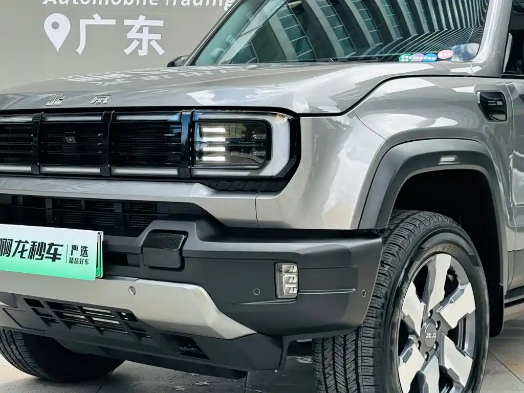 BAIC BJ40 Extended Range 2025 — фото 21