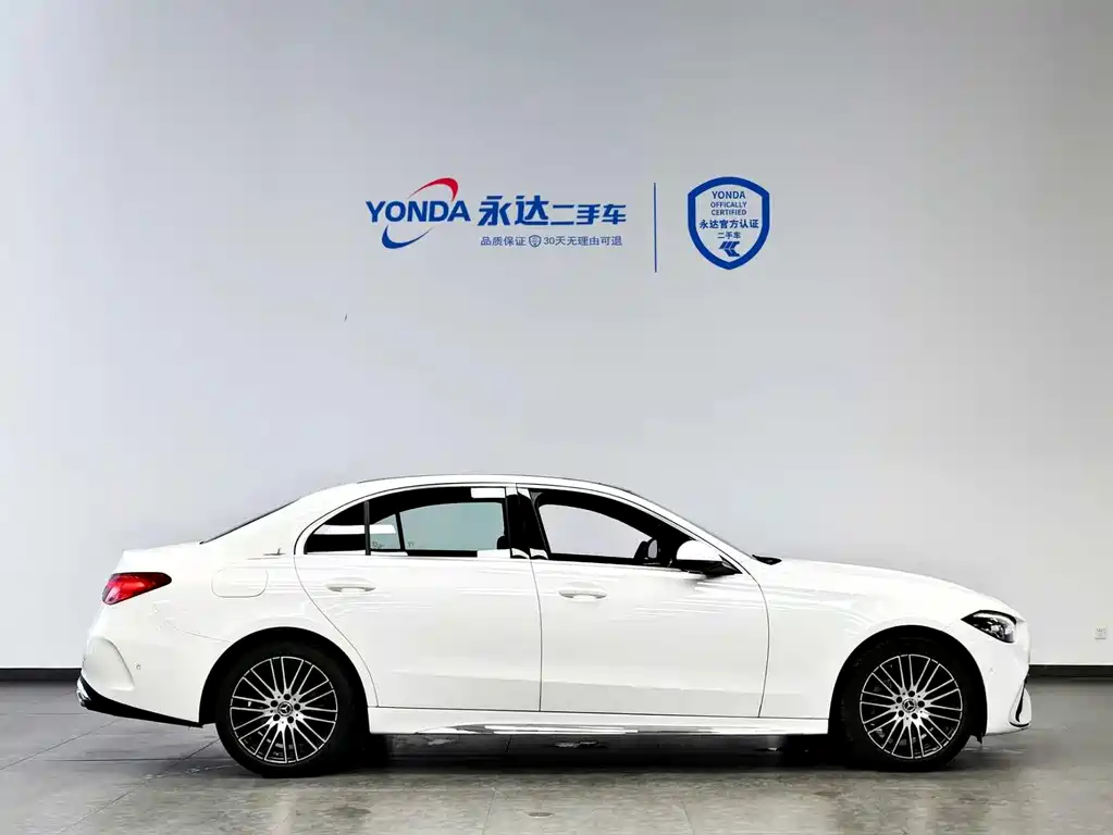 Mercedes-Benz C-Class 2023 — фото 8