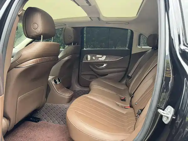 Mercedes-Benz E-Class 2023