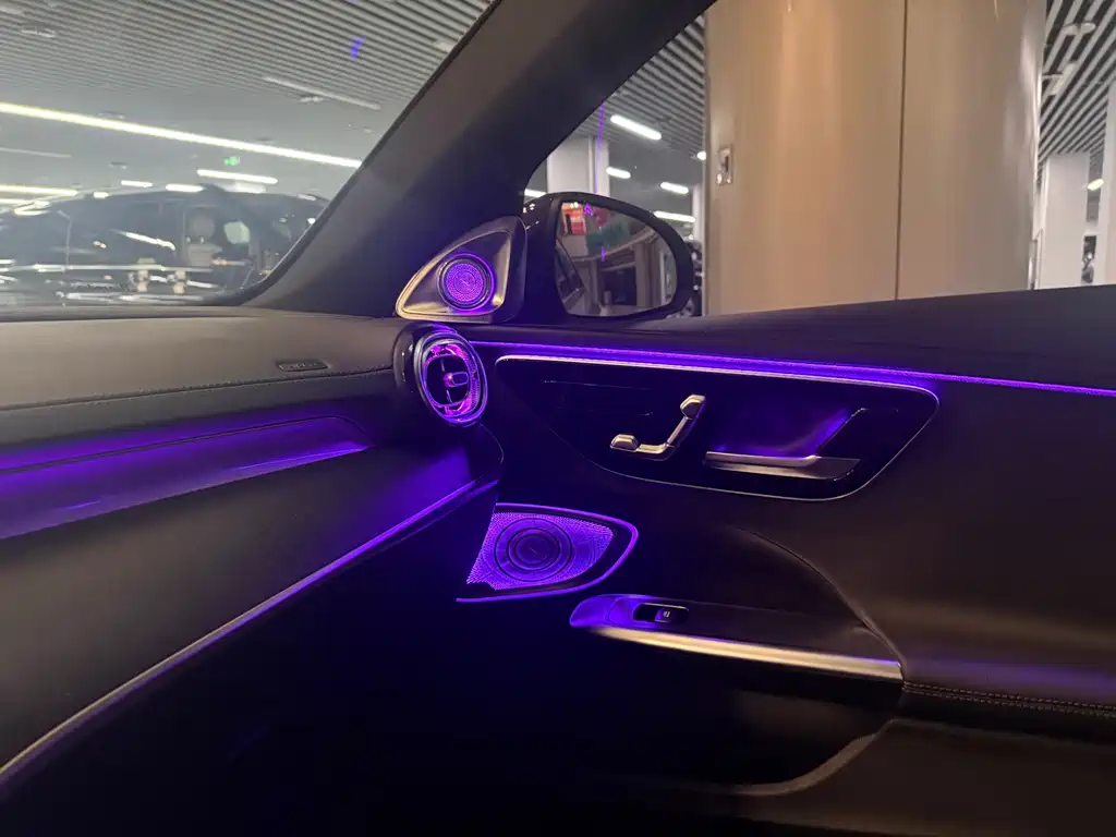 Mercedes-Benz C-Class 2023
