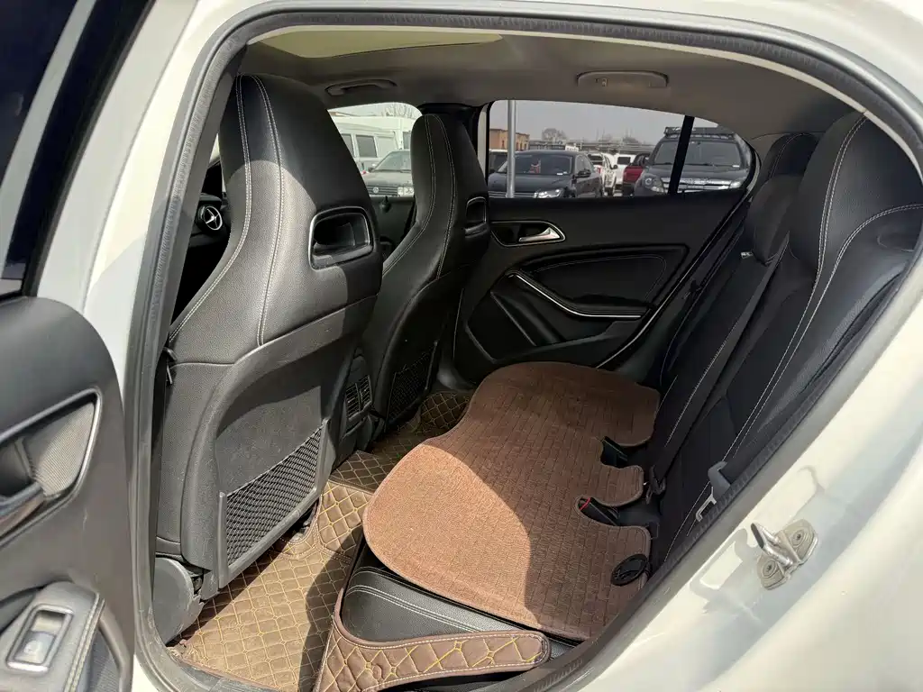 Mercedes-Benz GLA 2019 — фото 6