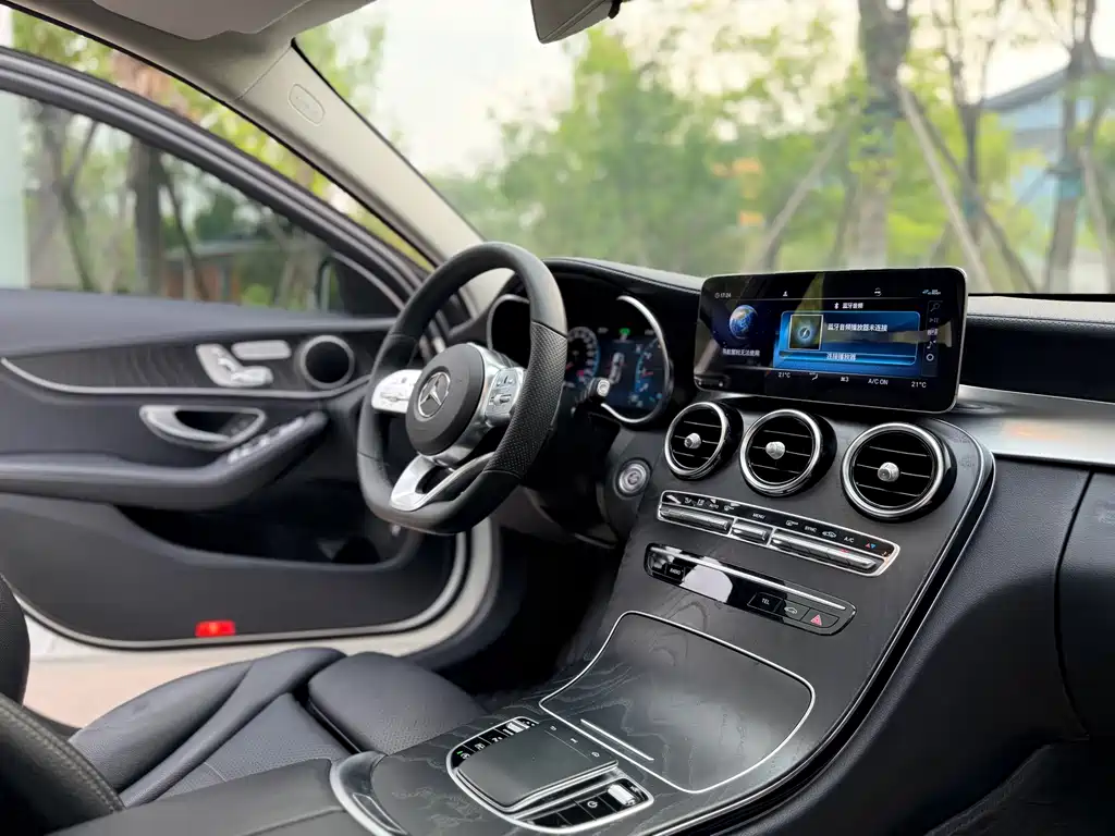 Mercedes-Benz C-Class 2020 — фото 9