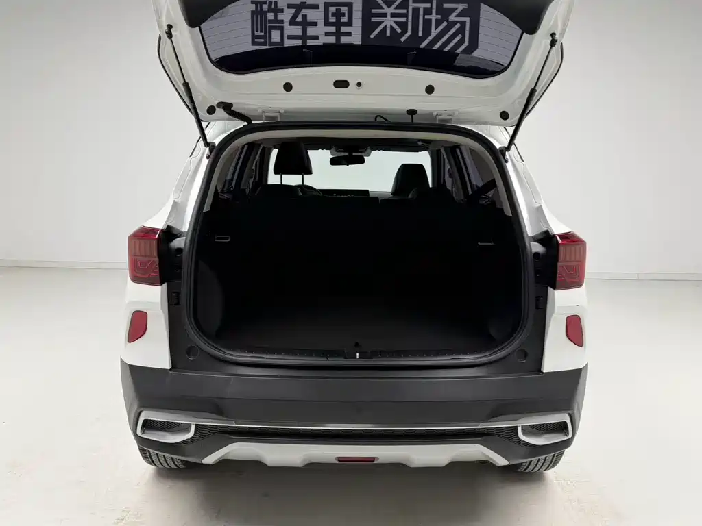 Kia KX3 2021 — фото 10
