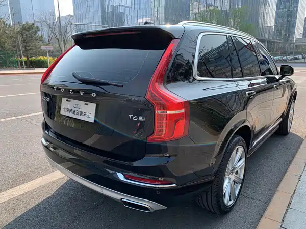 Volvo XC90 2015