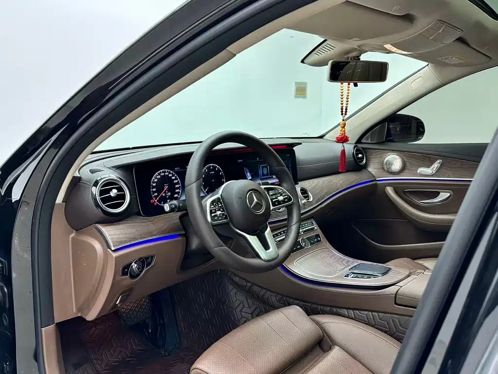Mercedes-Benz E-Class 2020 — фото 7