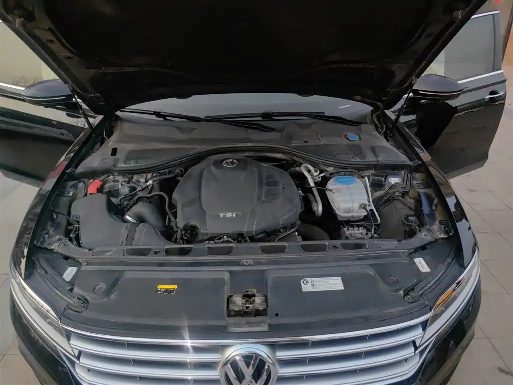 Volkswagen Phideon 2018 — фото 16