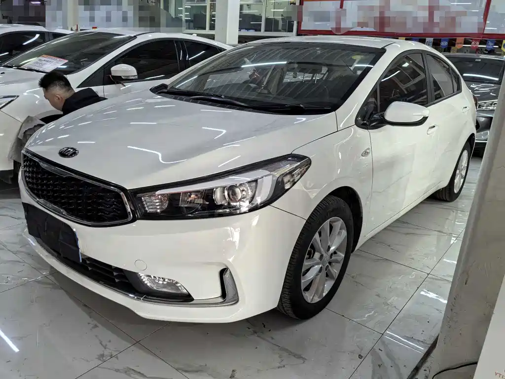 Kia K3 2018 — фото 1