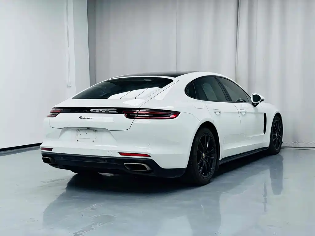 Porsche Panamera 2020 — фото 15