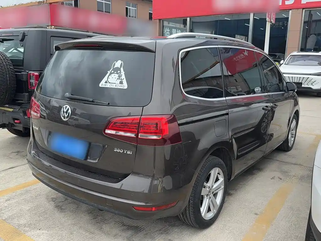 Volkswagen Sharan 2018 — фото 10