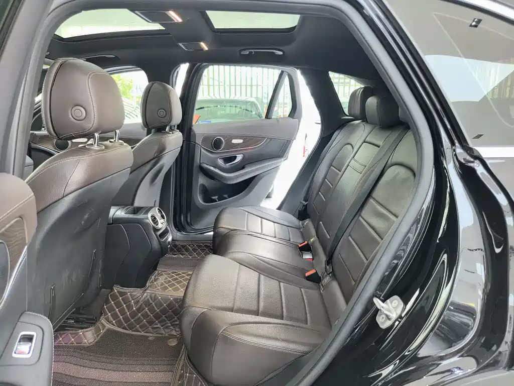 Mercedes-Benz GLC 2020 — фото 13
