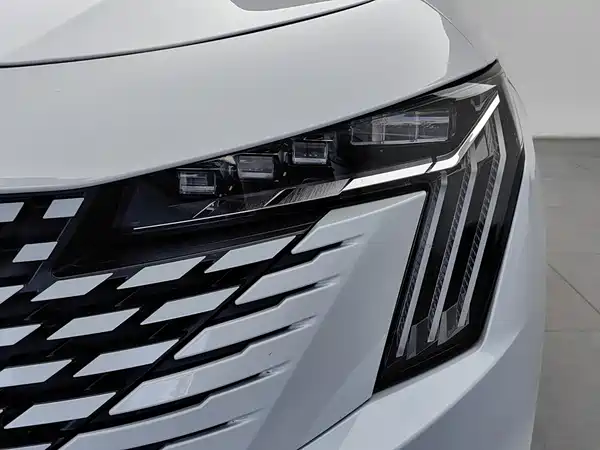 Peugeot 508 2023