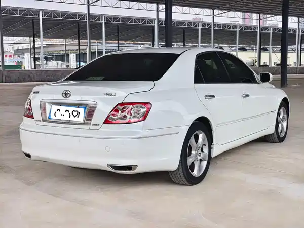Toyota Reiz 2009
