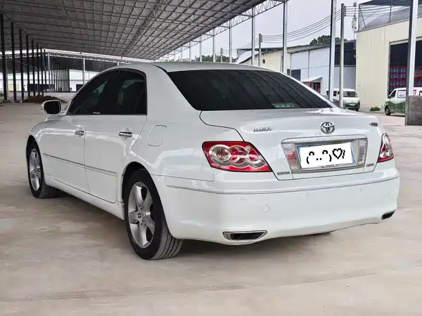 Toyota Reiz 2009