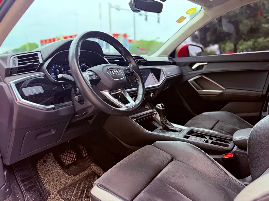 Audi Q3 2021