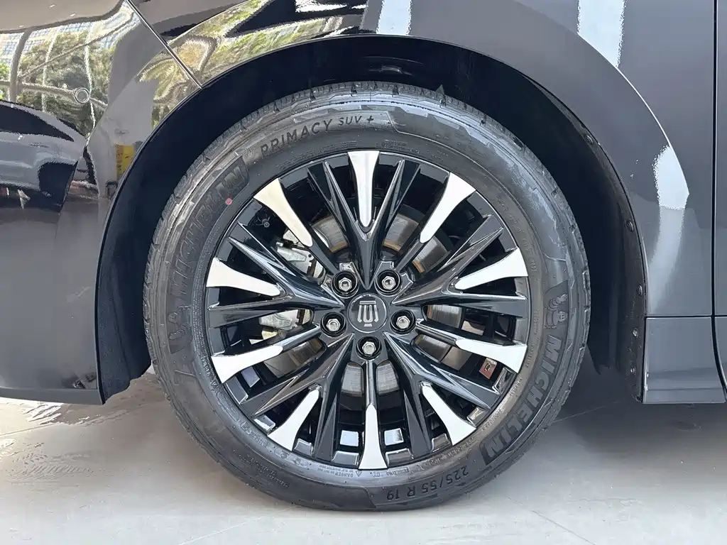 Toyota Vellfire 2024 — фото 25