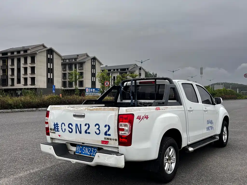 Isuzu RE-MAX 2018 — фото 5