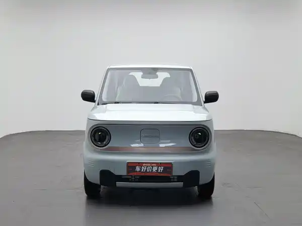 Geely Galaxy Panda 2023