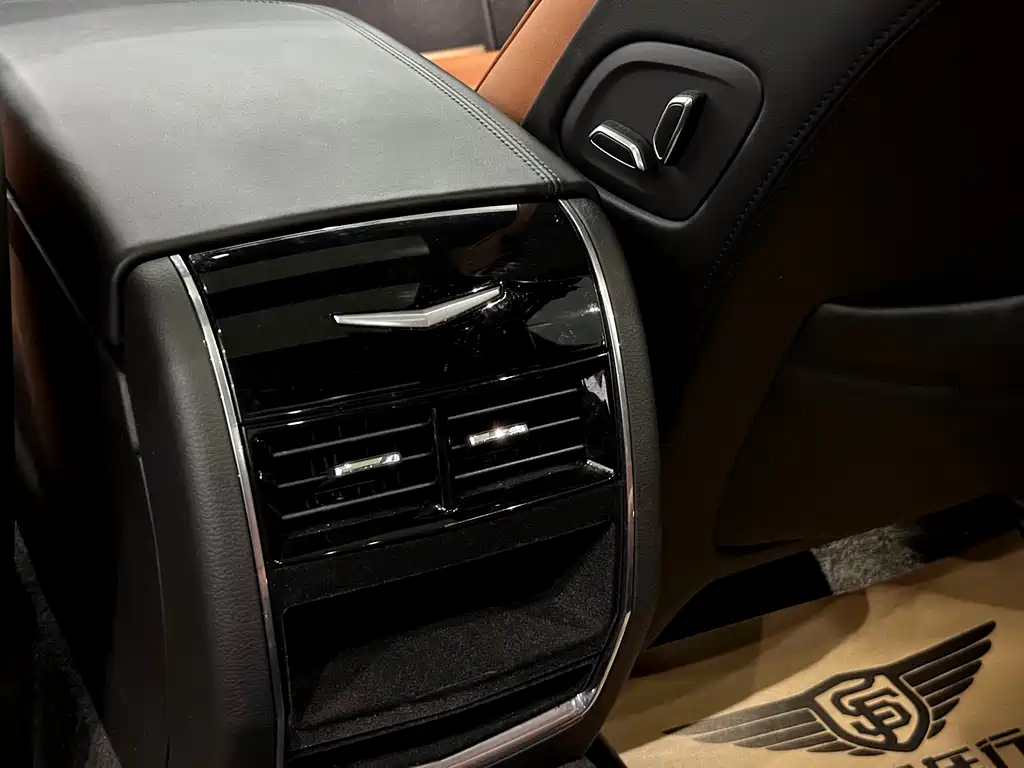 Cadillac CT6 2016 — фото 18