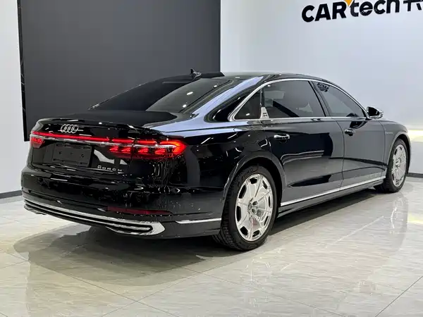 Audi A8 2025